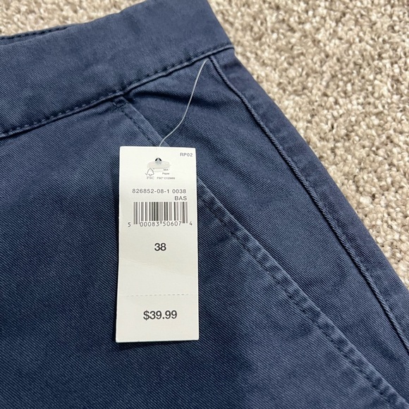 Bundle of 3 Mens Gap twill shorts - Picture 5 of 6